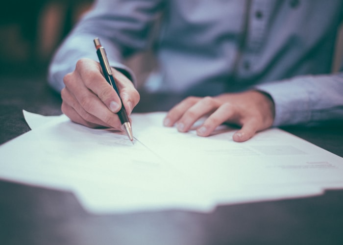 Signing an invoice document